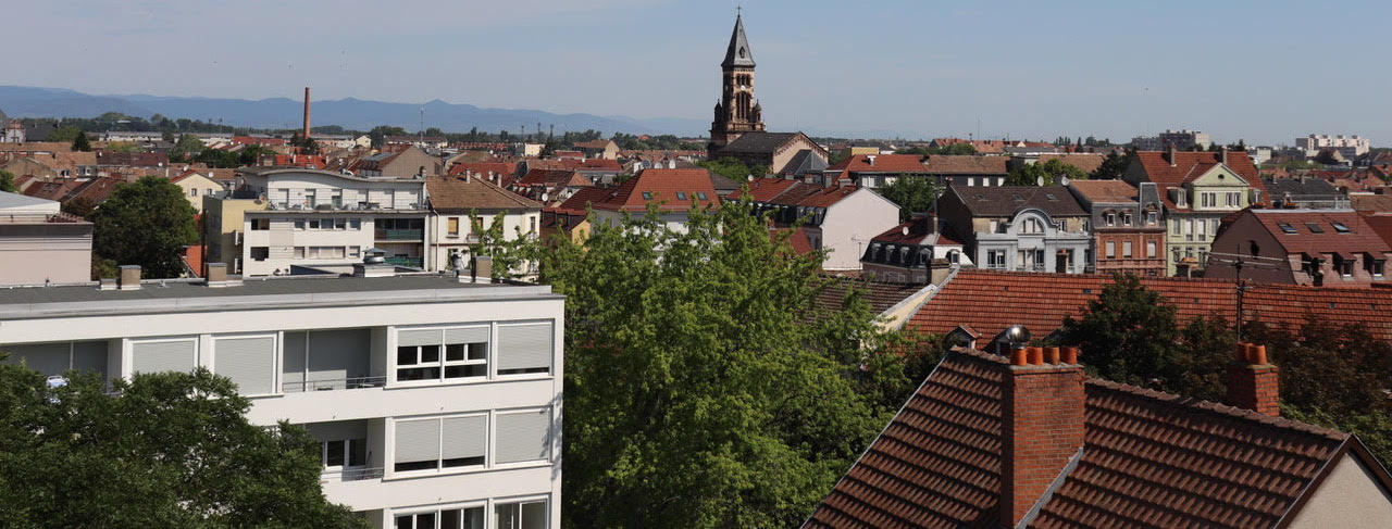 Vue panoramique sur Mulhouse du haut d'un immeuble